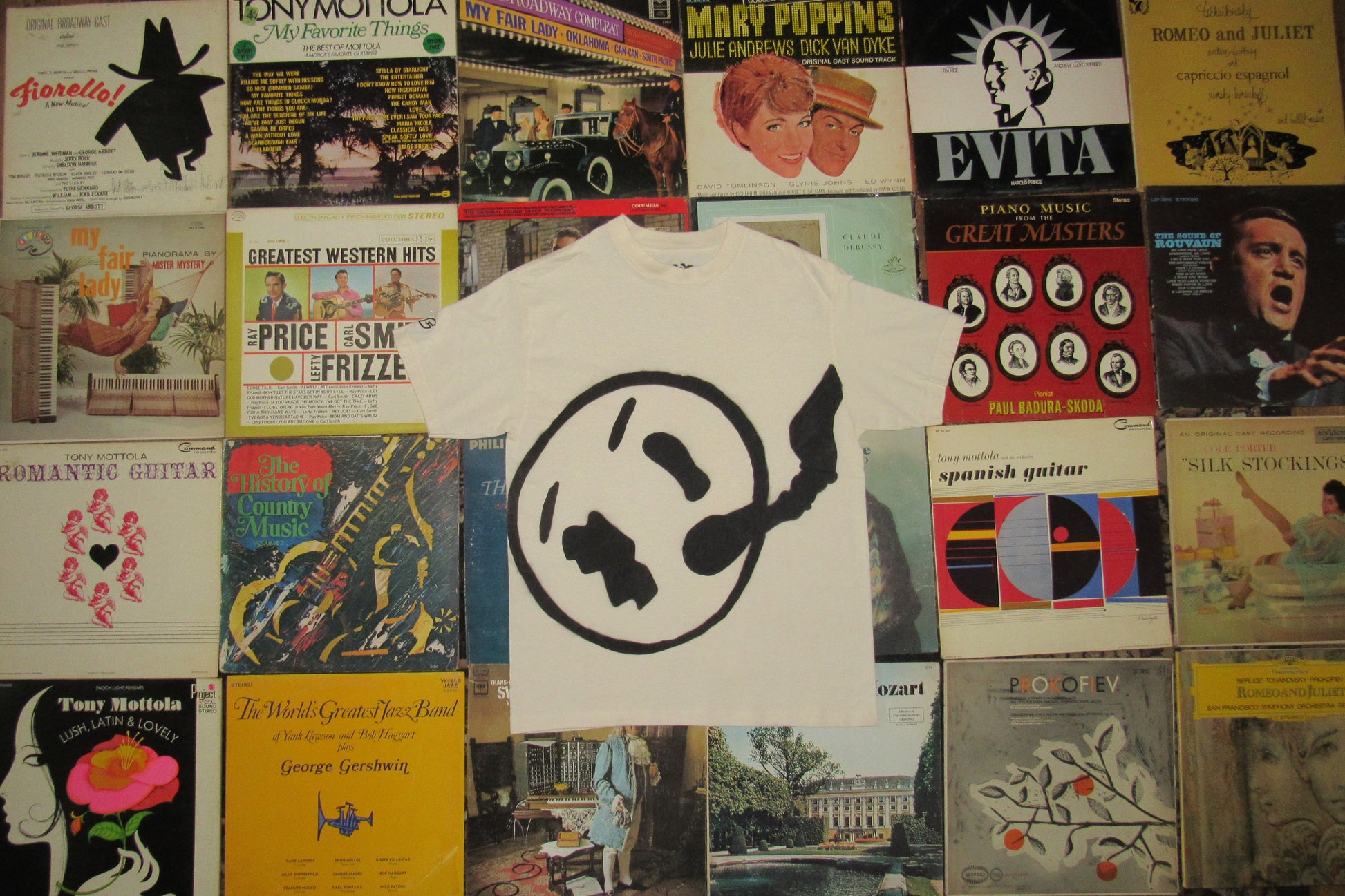 V2 T-Shirt