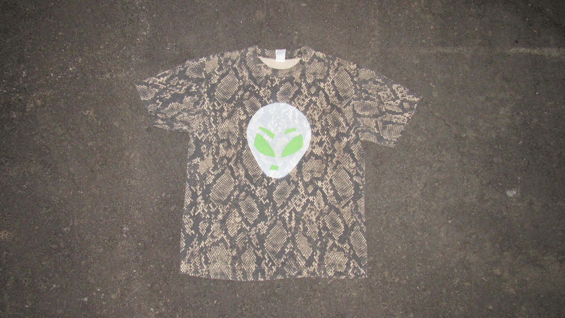 Alien T-Shirt