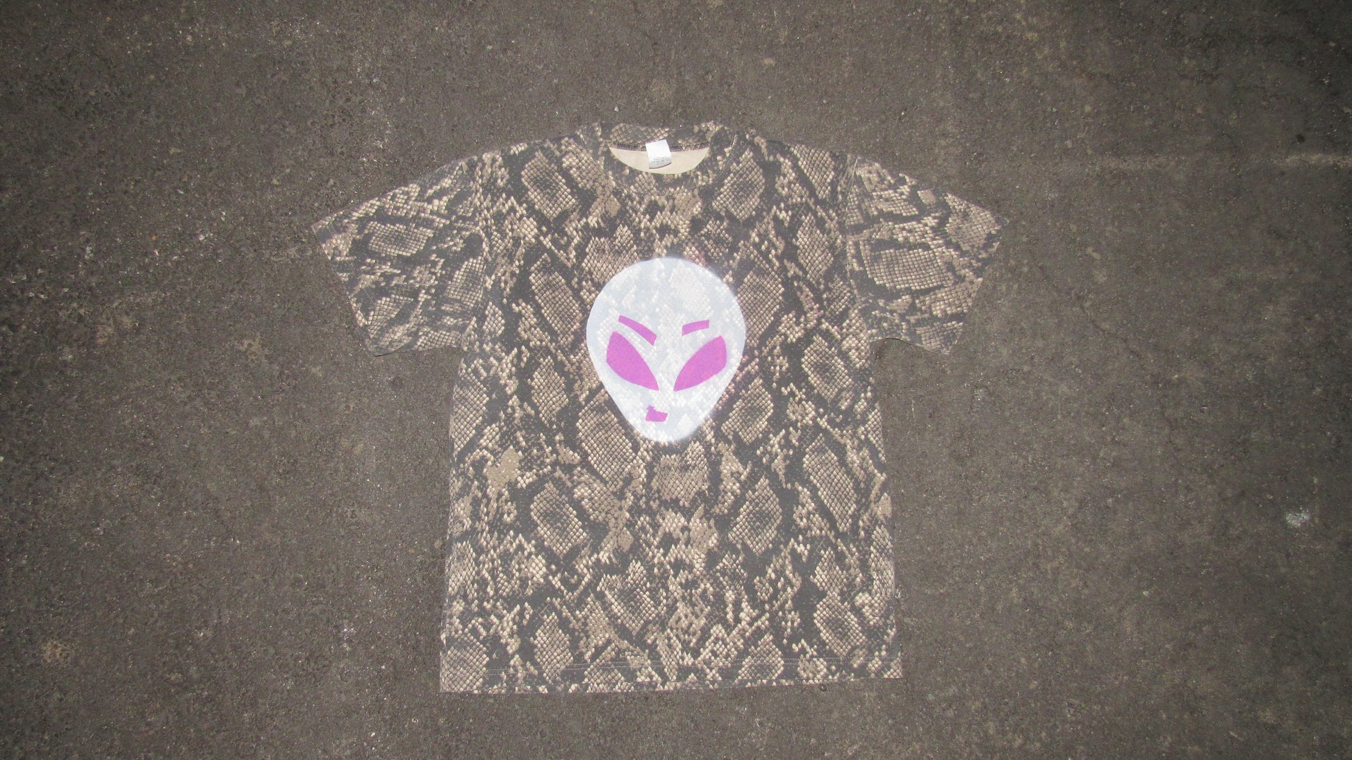 Alien T-Shirt